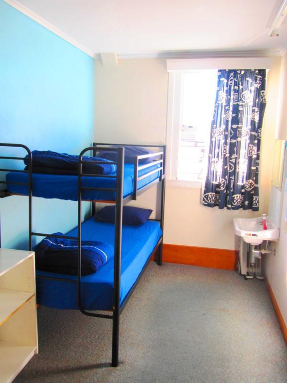 Harbourside City Backpackers Tauranga Ngoại thất bức ảnh