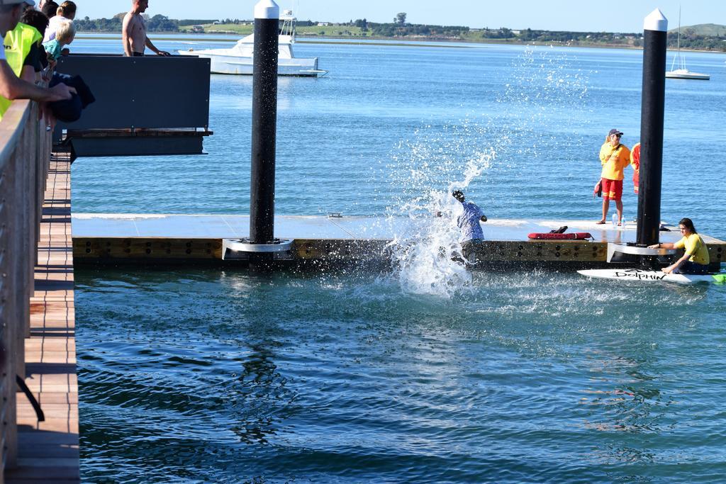 Harbourside City Backpackers Tauranga Ngoại thất bức ảnh